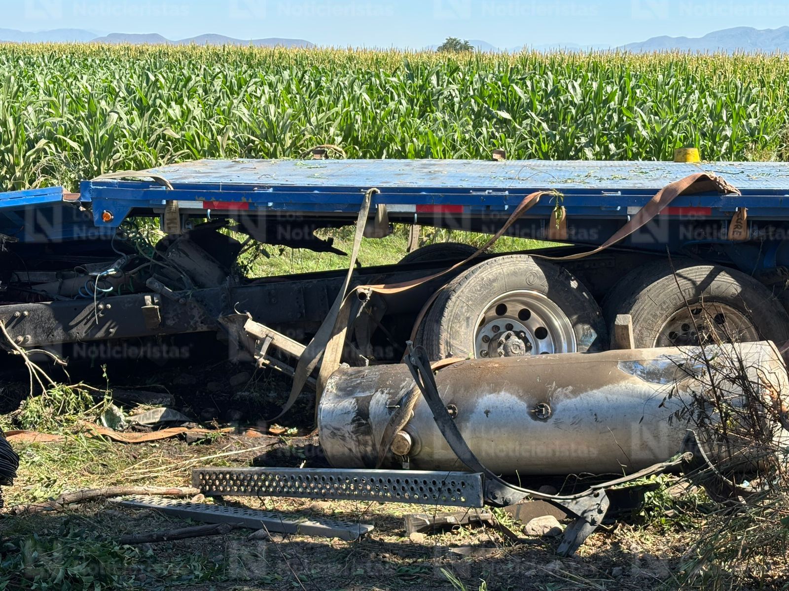 Accidente en la carretera Culiacán-Mazatlán a la altura de Pueblos Unidos