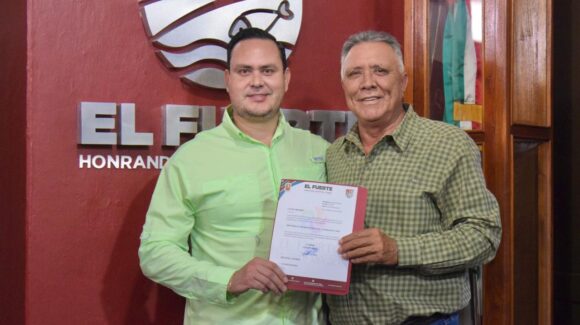 Cambia alcalde de El Fuerte a titulares de Immujeres y Japaf; es para fortalecer su gobierno, dice Gildardo Leyva