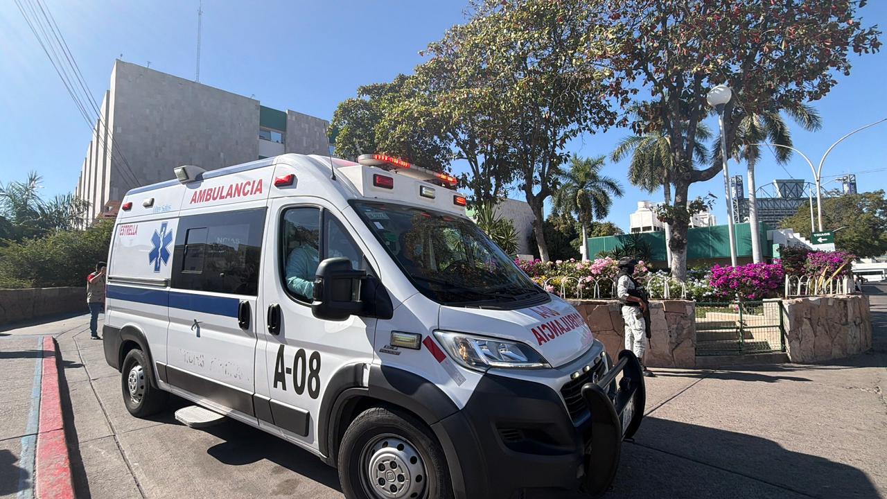 Trasladan a Jesús Fernando, víctima de explosión en Guamúchil, a hospital de Estados Unidos