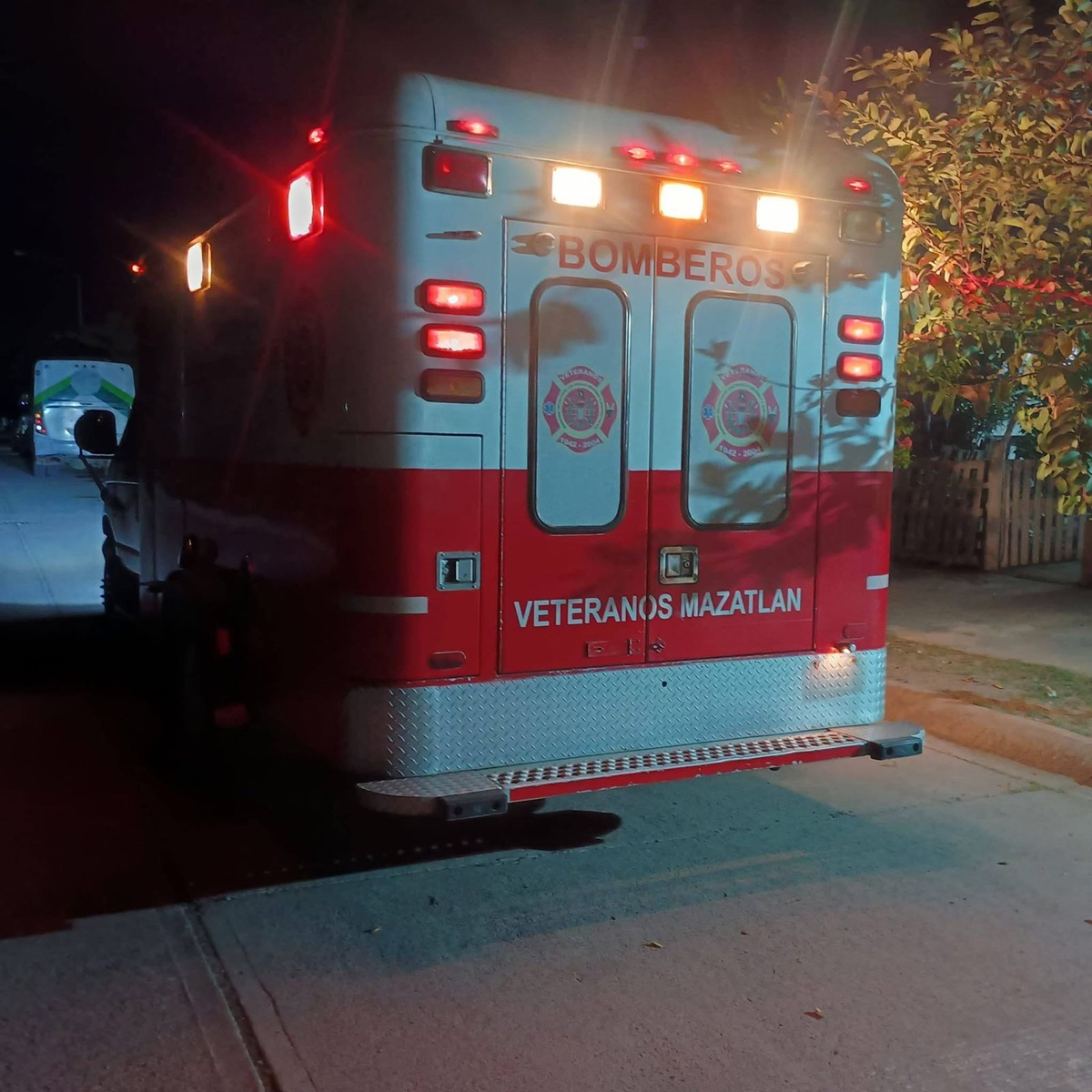 Ambulancia donde atendió un parto en una vivienda de Mazatlán