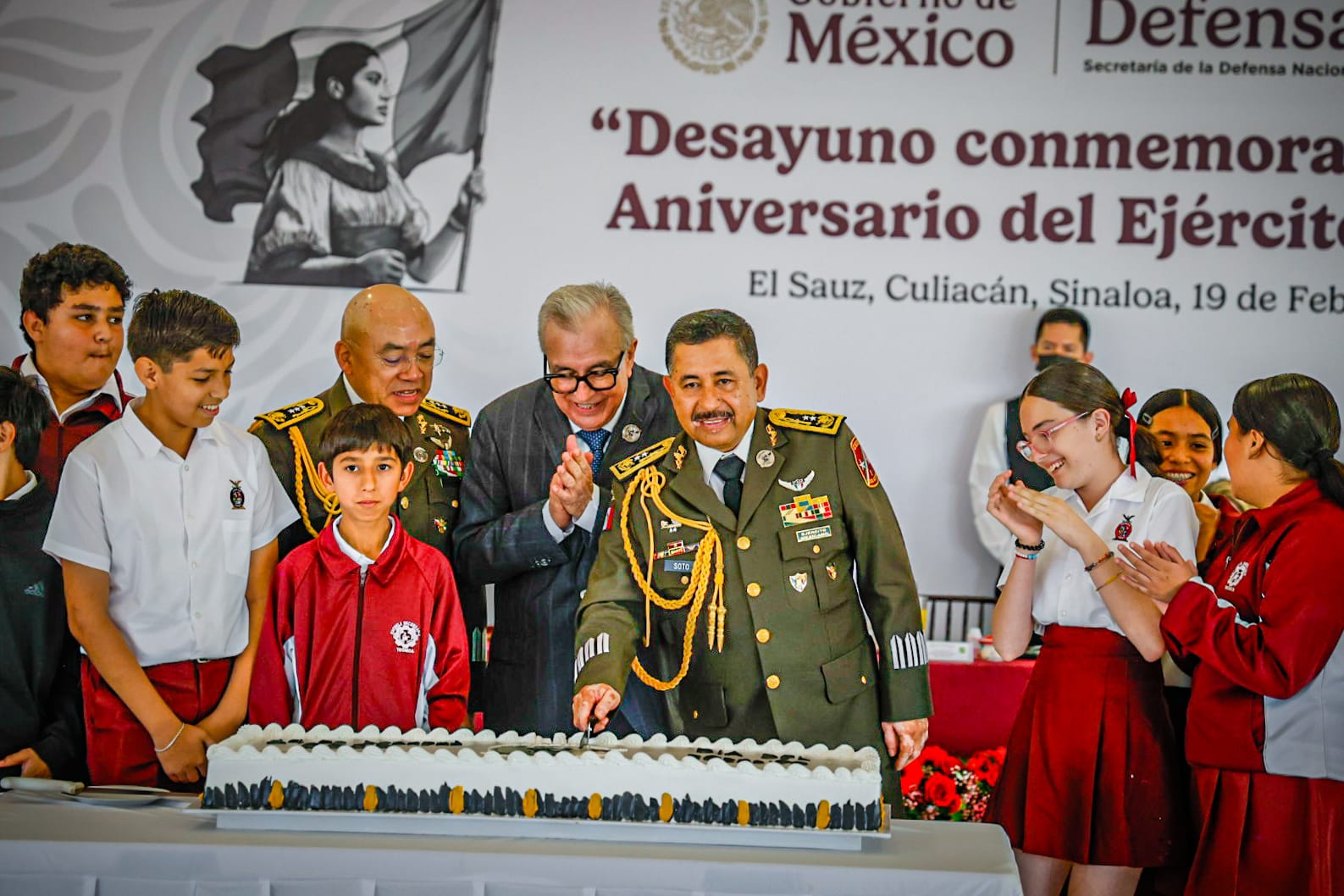 Celebración del Aniversario del Ejército Mexicano