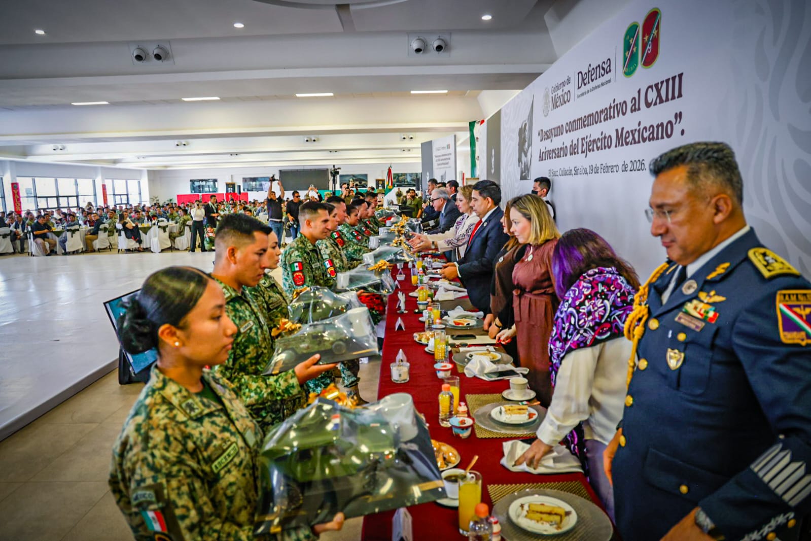 Personal militar en celebración de Aniversario del Ejército Mexicano