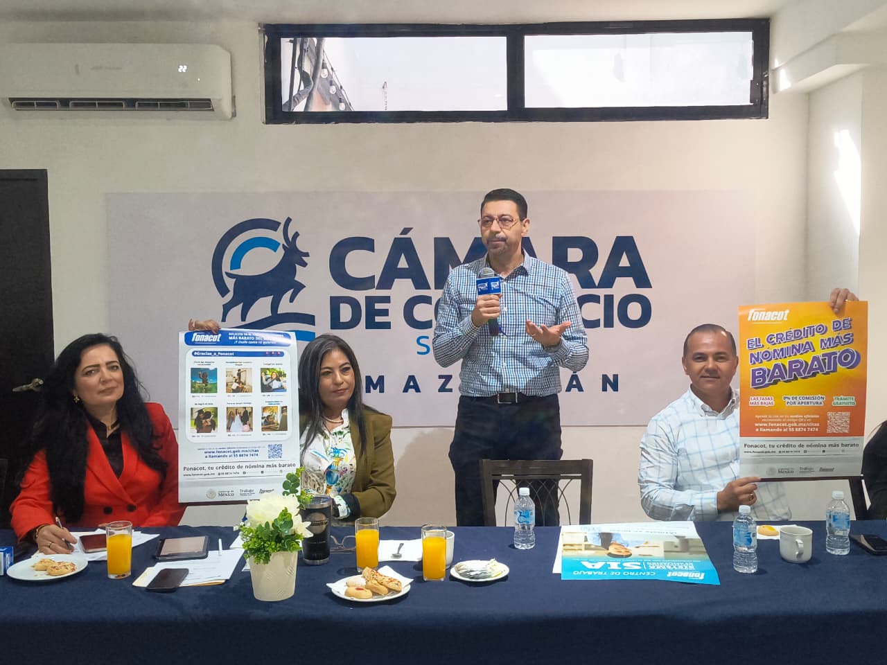 Anuncio de convenio entre Canaco Mazatlán y Fonacot