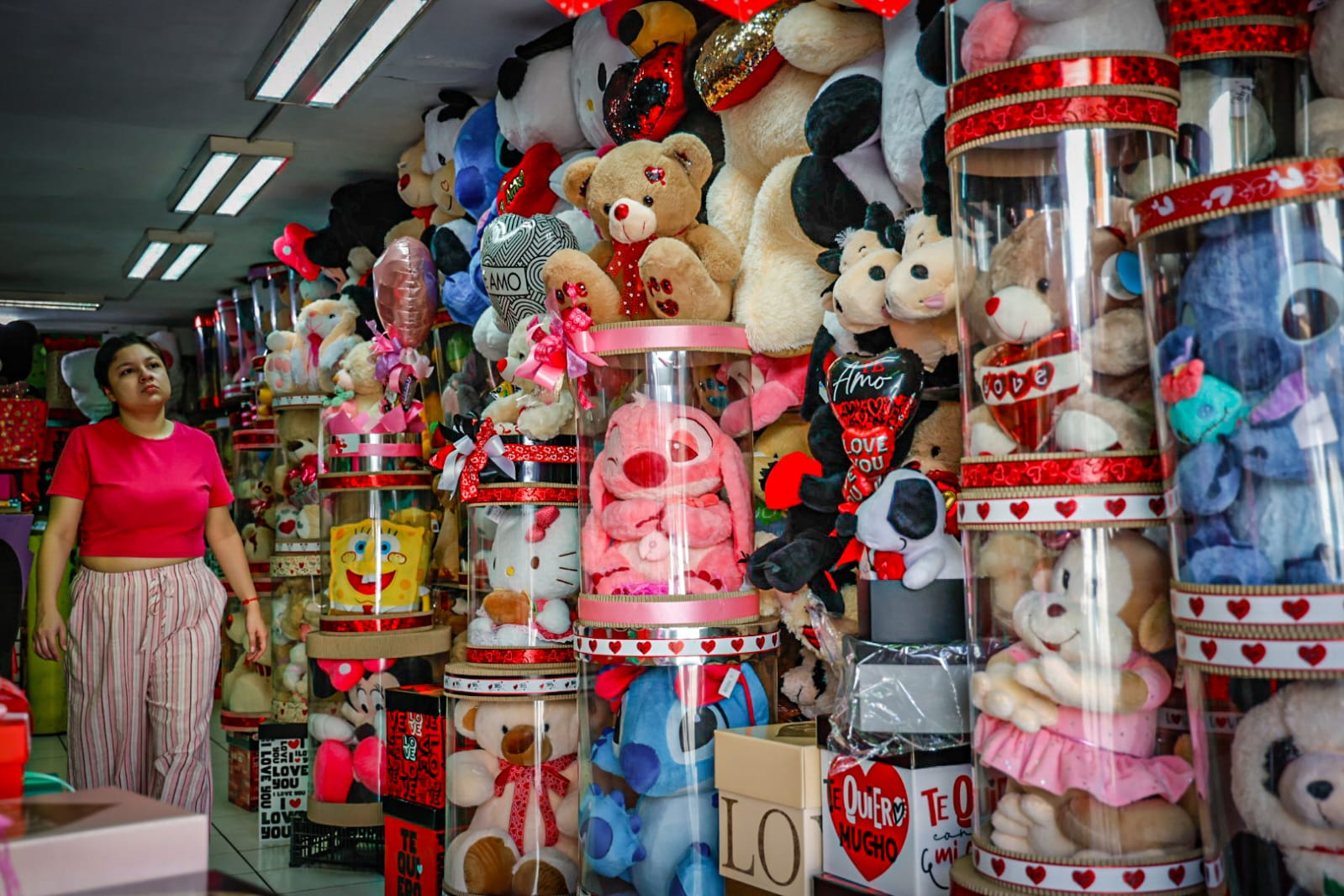 Peluches por Día de San Valentin, en el Centro de Culiacán