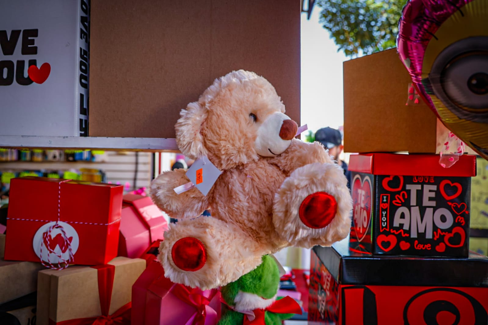 Peluches por San Valentín en el Centro de Culiacán
