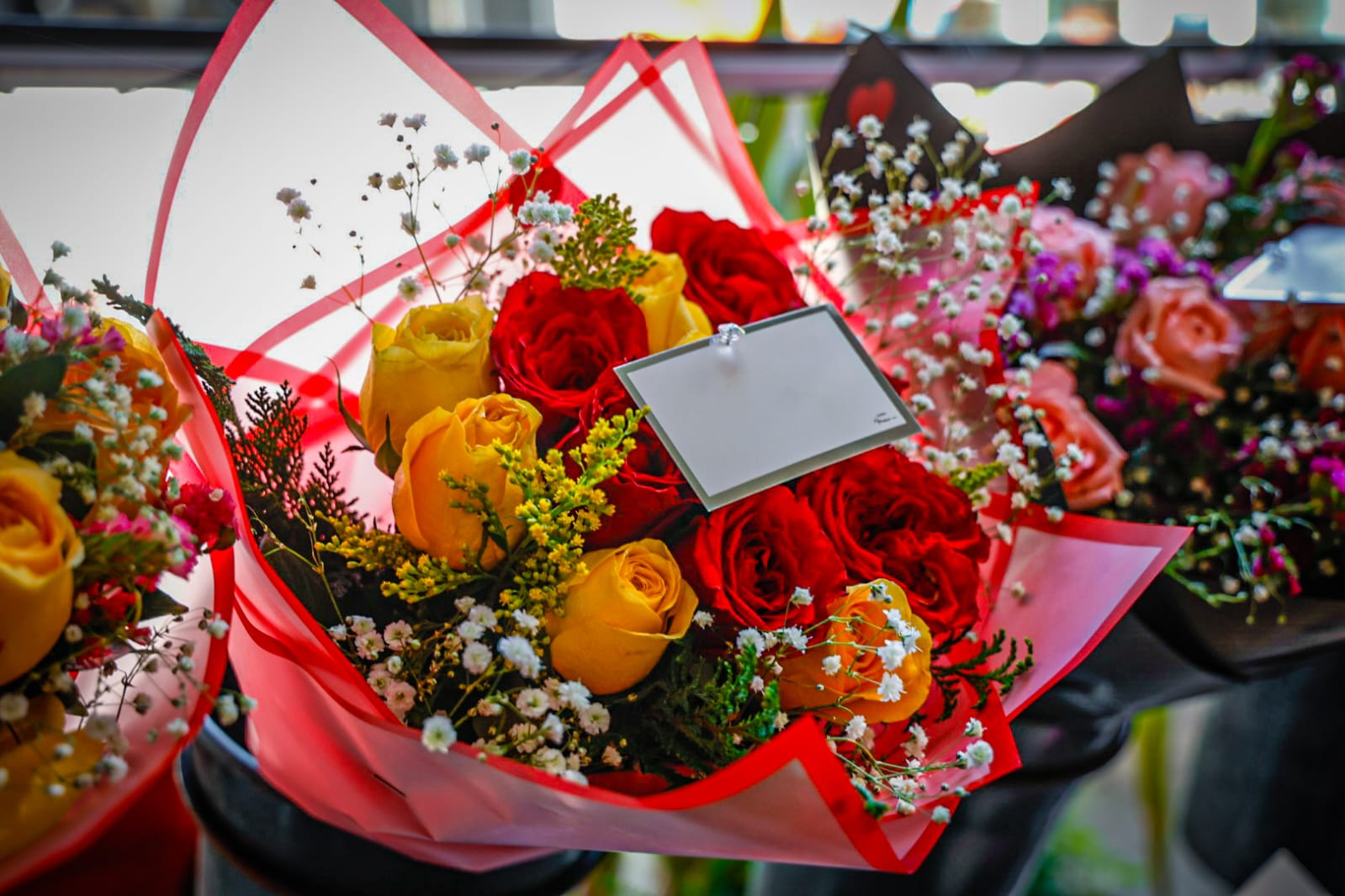 Arreglos de flores de venta en el Centro de Culiacán
