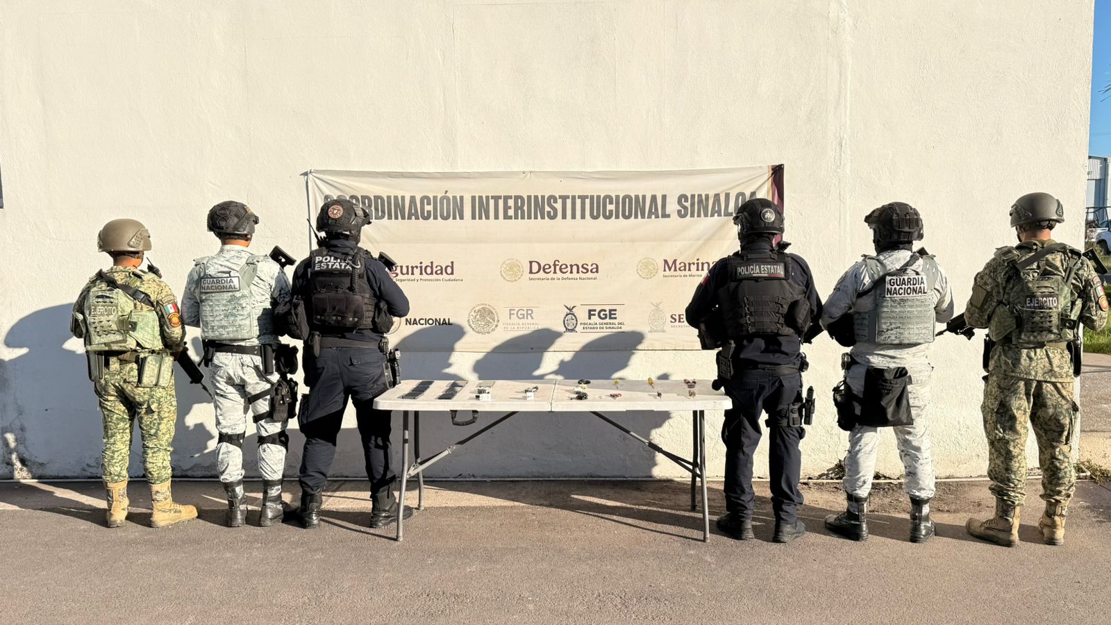 Aseguran objetos prohibidos en el penal de Aguaruto, en Culiacán