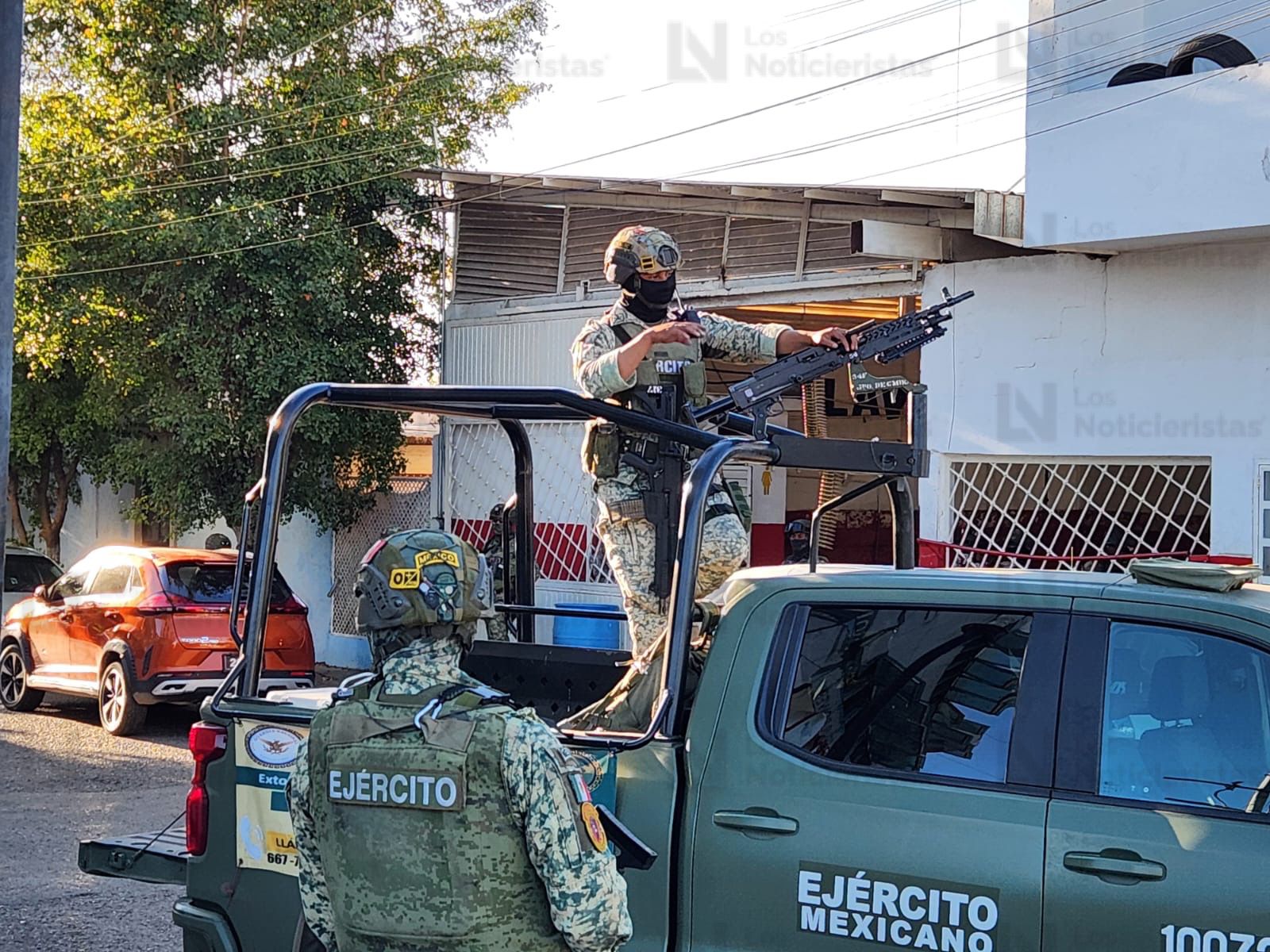 Asesinan a balazos a joven trabajador de autolavado en Villa Colonial, en Culiacán