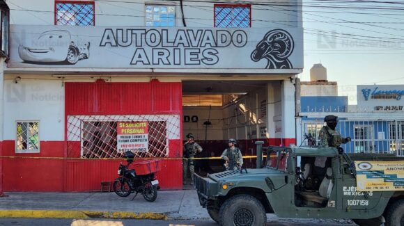 ¡Era empleado! Asesinan a balazos a un hombre en un autolavado en el sector Barrancos de Culiacán, Sinaloa