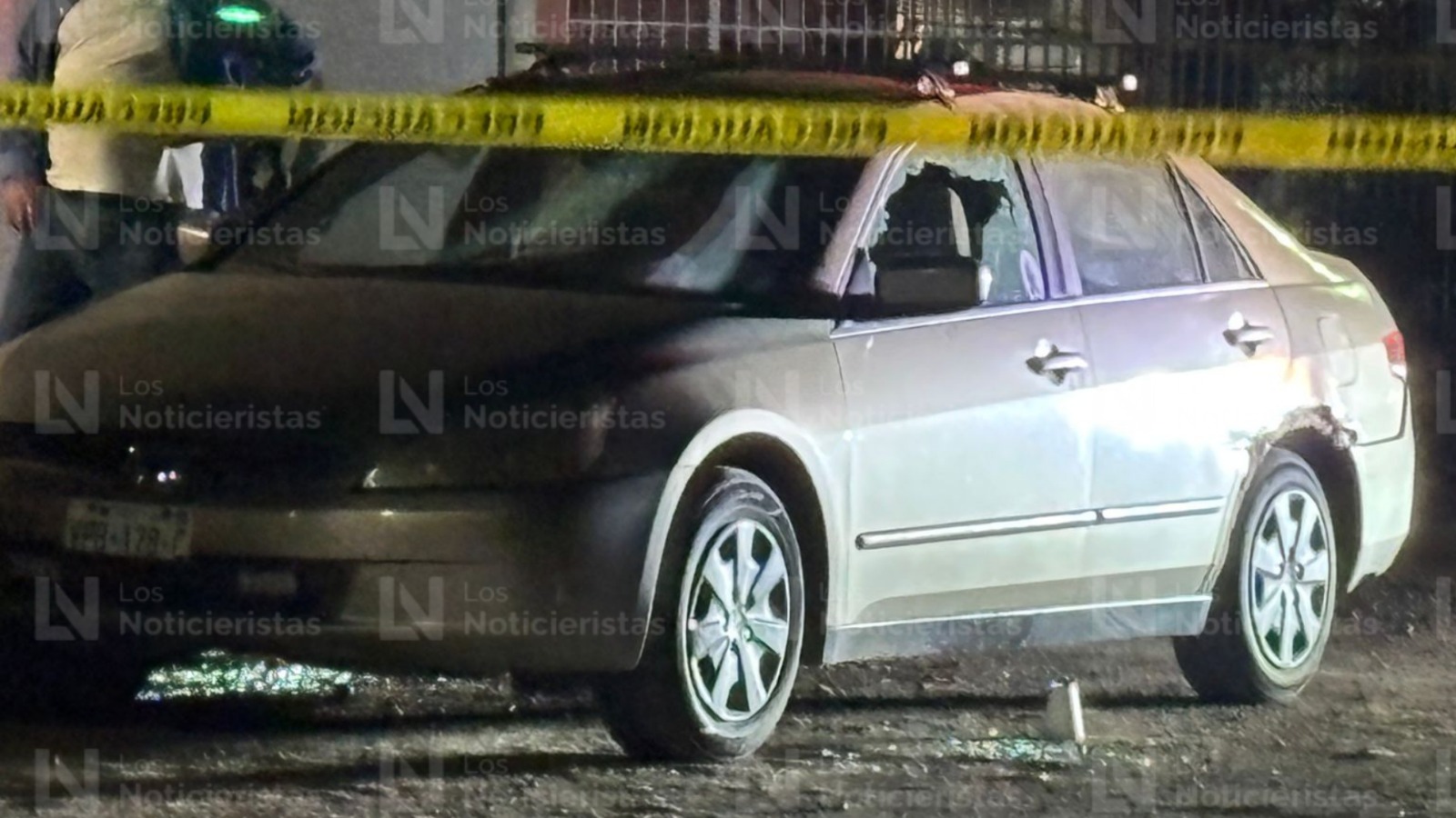 Ataque a balazos contra domicilio deja una mujer herida y carros dañados en la colonia 21 de Marzo, de Culiacán