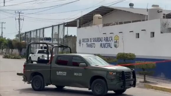 ¡Fueron drones! Alcalde confirma ataques con explosivos en Escuinapa; son un militar y un empleado municipal los heridos