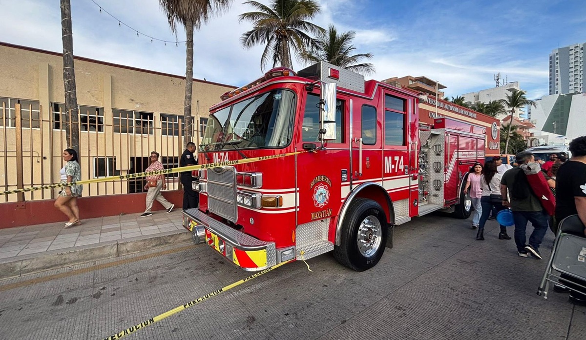 Brinda informe Bomberos Mazatlán de sus atenciones durante el Carnaval