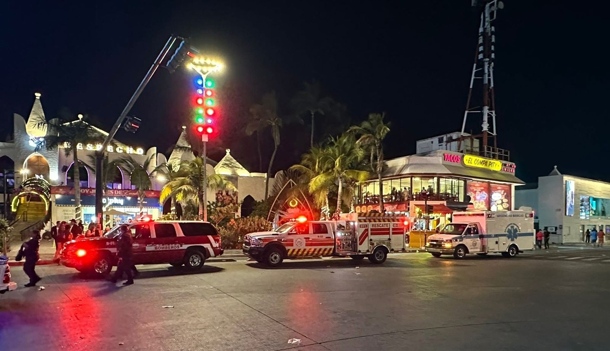Brinda informe Bomberos Mazatlán de sus atenciones durante el Carnaval