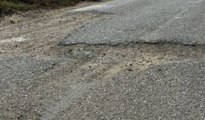 Mal estado de la carretera de San Luis a Bachomobampo 1 y 2 están en otras instancias, el municipio gestiona: alcalde de Ahome