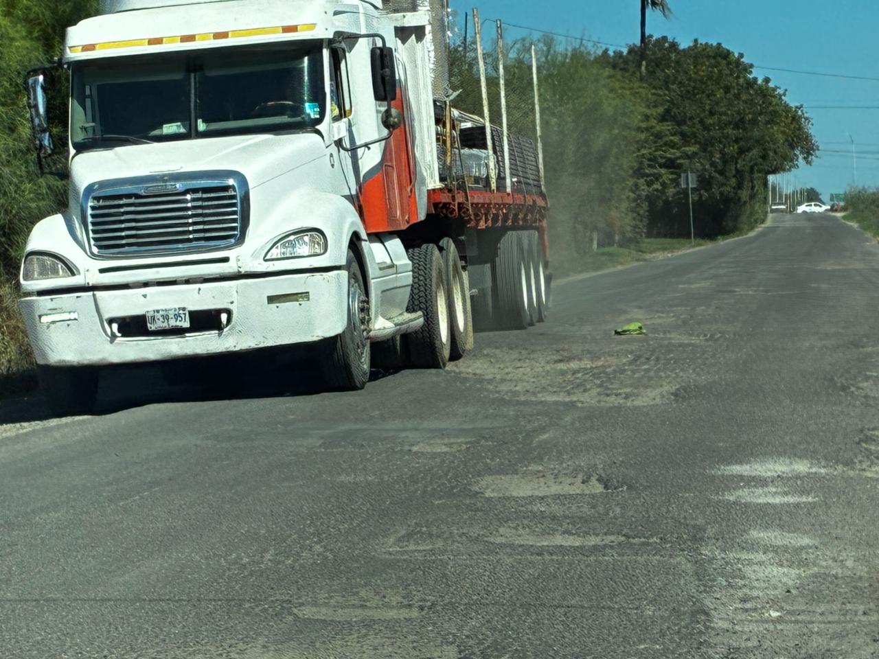 Baches libramiento oriente de Los Mochis