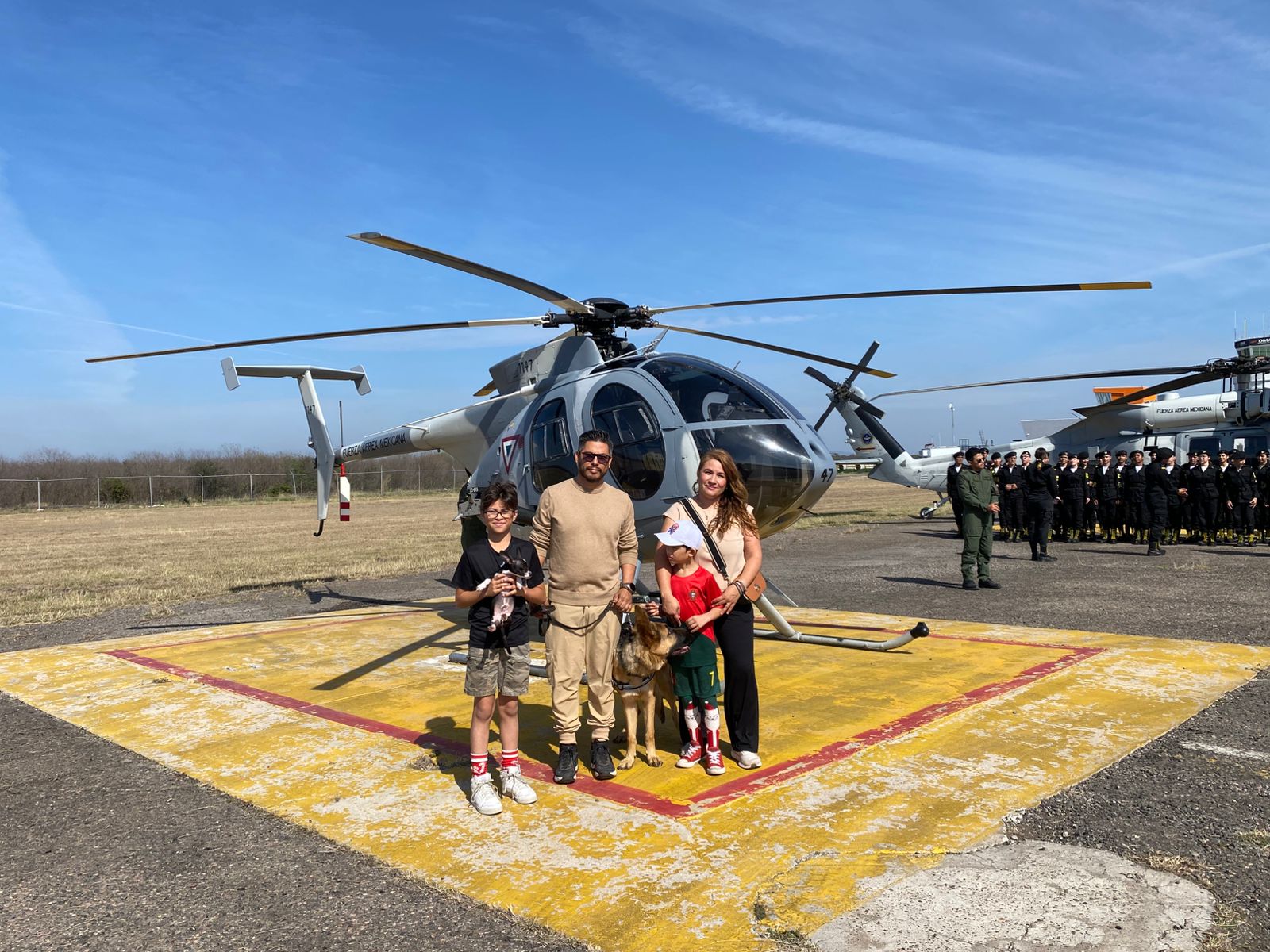 Ejército realiza paseo dominical en la Base Aérea Milltar #10, en Culiacán