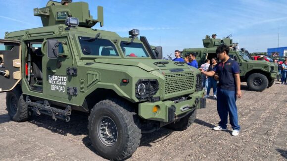 “Que el personal civil nos tenga la confianza”; Ejército realiza paseo dominical en la Base Aérea Milltar #10, en Culiacán