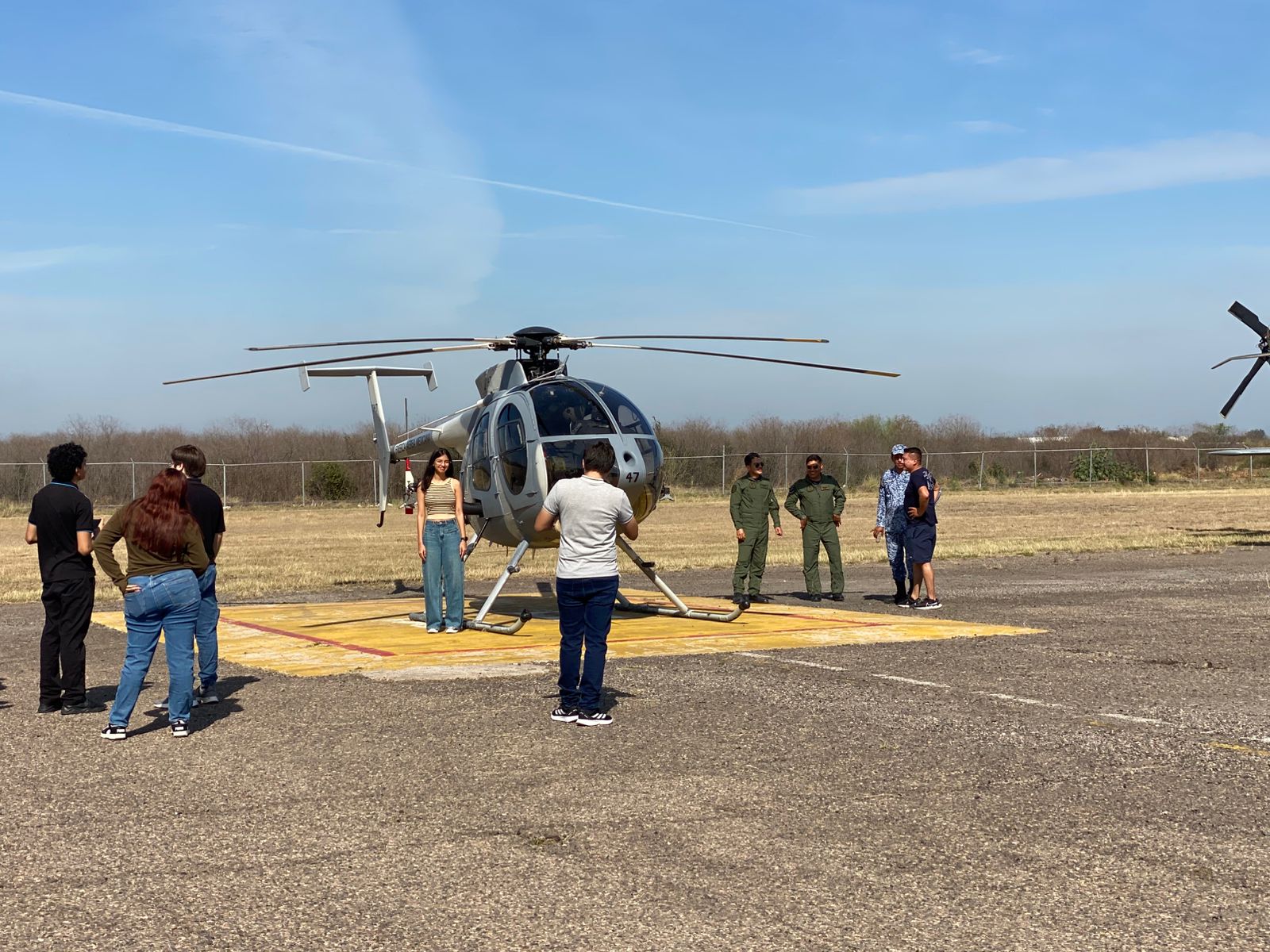 Ejército realiza paseo dominical en la Base Aérea Milltar #10, en Culiacán