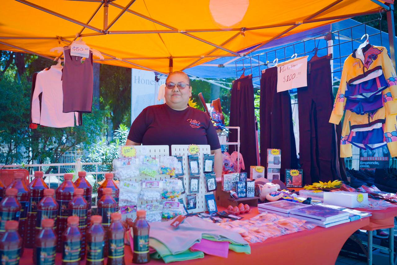 Bazar de emprendedores en Navolato