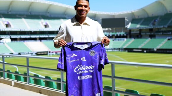 El Mazatlán FC anuncia la contratación de Billy Arce para el Clausura 2026 de la Liga MX