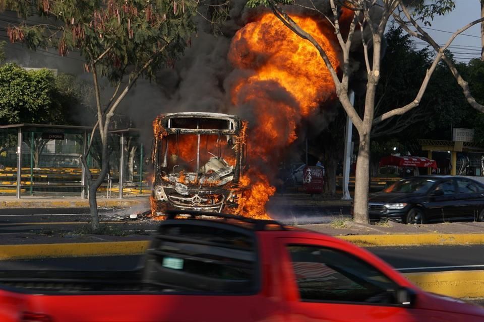 violencia en jalisco por la muerte del mencho