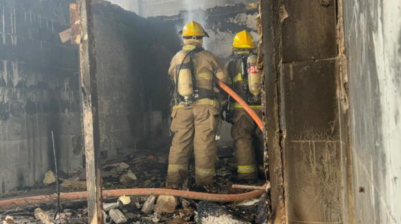 Incendio en bodega moviliza a los cuerpos de auxilio del municipio de Ahome, Sinaloa