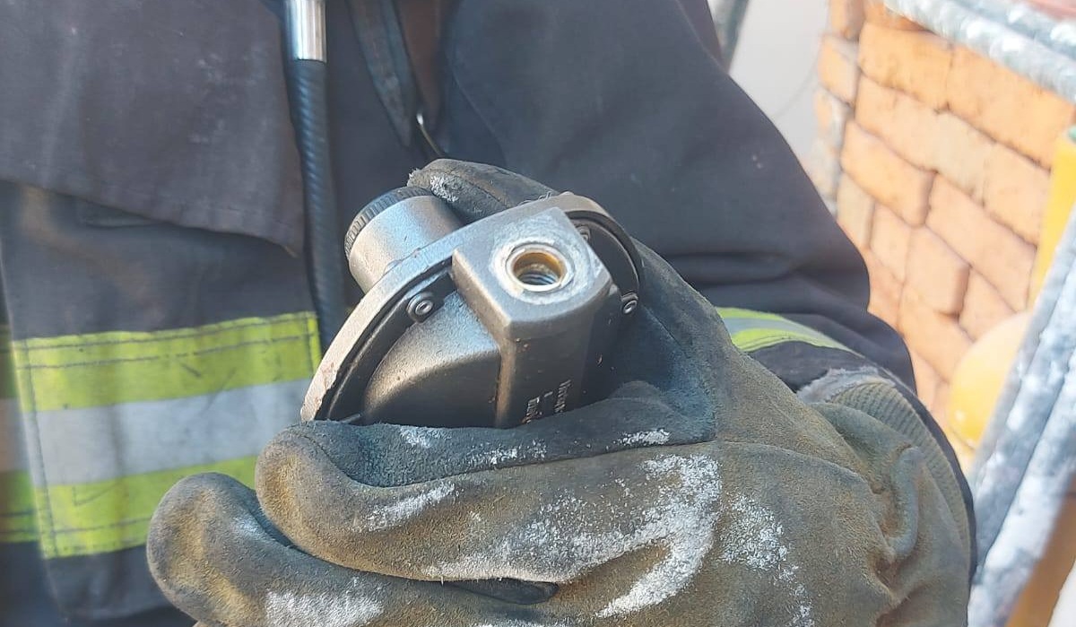 Bomberos Veteranos Mazatlán atienden fuga de gas
