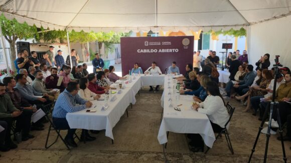 Pavimentaciones, mejora en servicios públicos y rehabilitación de áreas verdes: principales solicitudes en Cabildo Abierto en Culiacancito