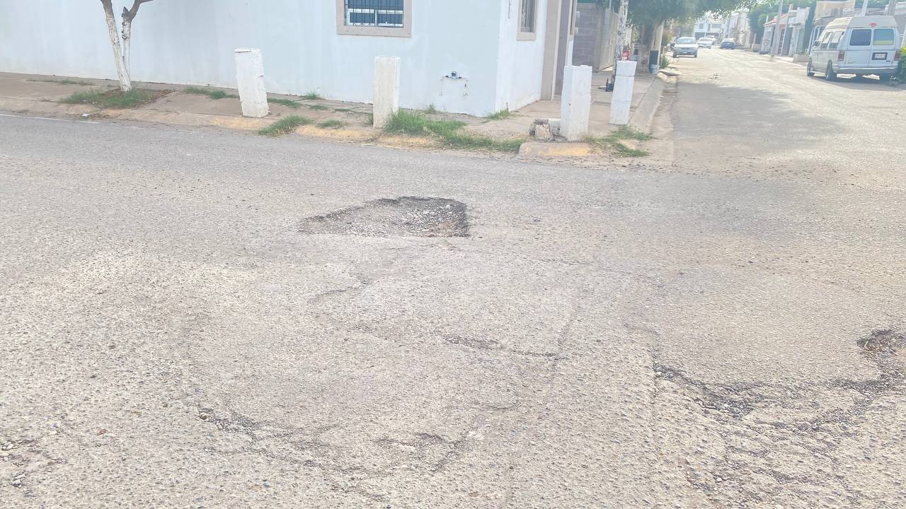 Calle dañada de Guasave
