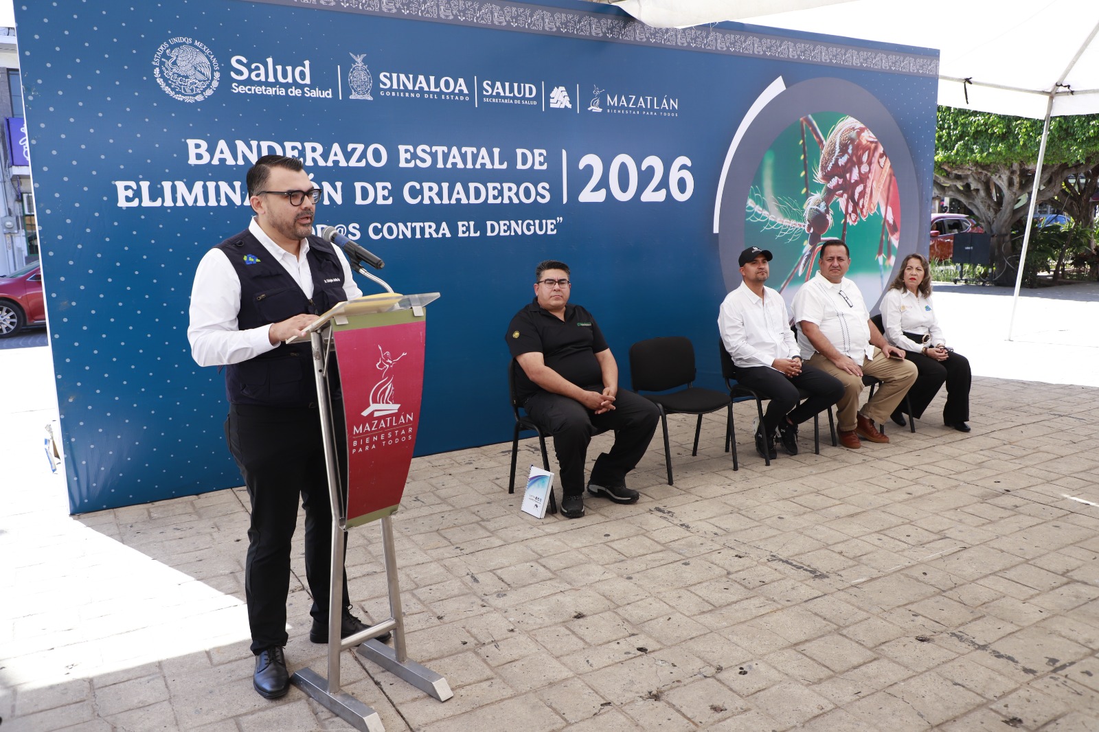 Campaña contra el dengue en Mazatlán