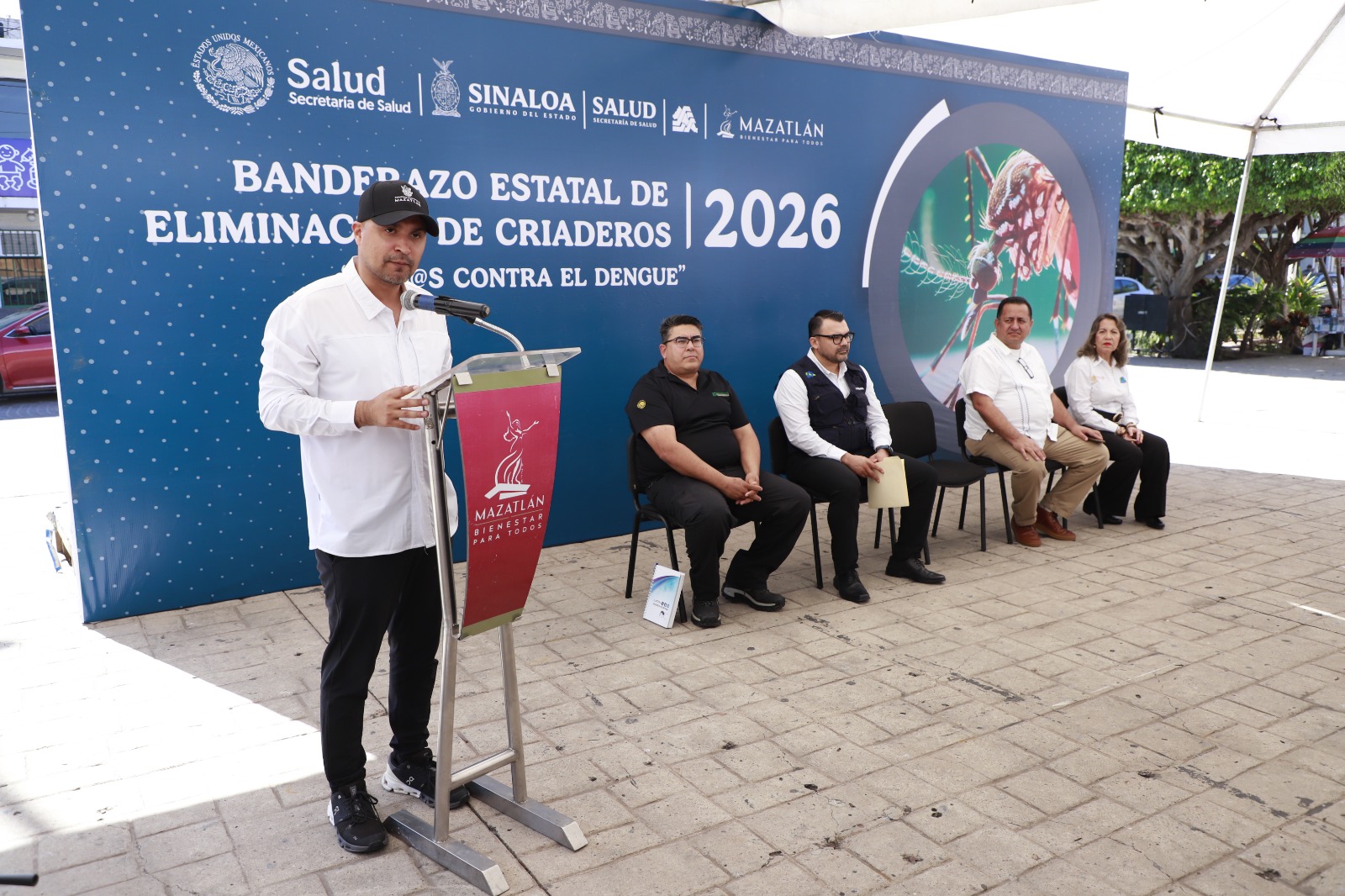 Campaña contra el dengue en Mazatlán