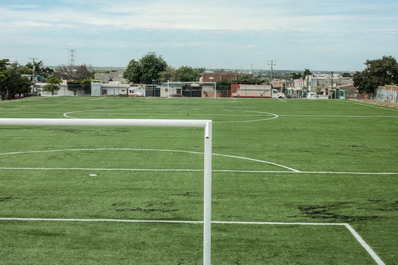 Cancha rehabilitada en la Plutarco Elías Calles, Culiacán