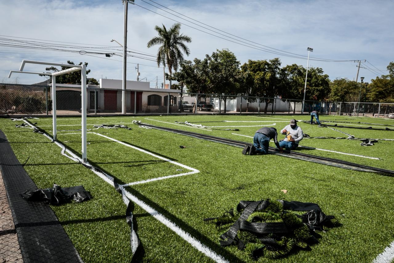 Cancha rehabilitada en Los Huertos, Culiacán