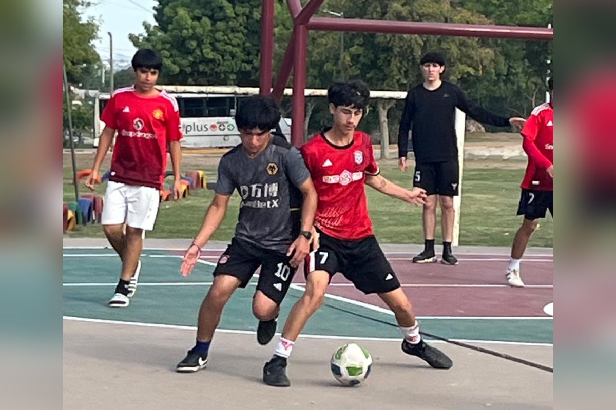 Canchas del programa Senderos de Paz en el bulevar Agricultores en Culiacán