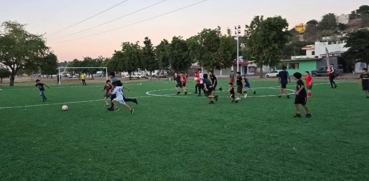 Canchas del programa Senderos de Paz en el bulevar Agricultores en Culiacán
