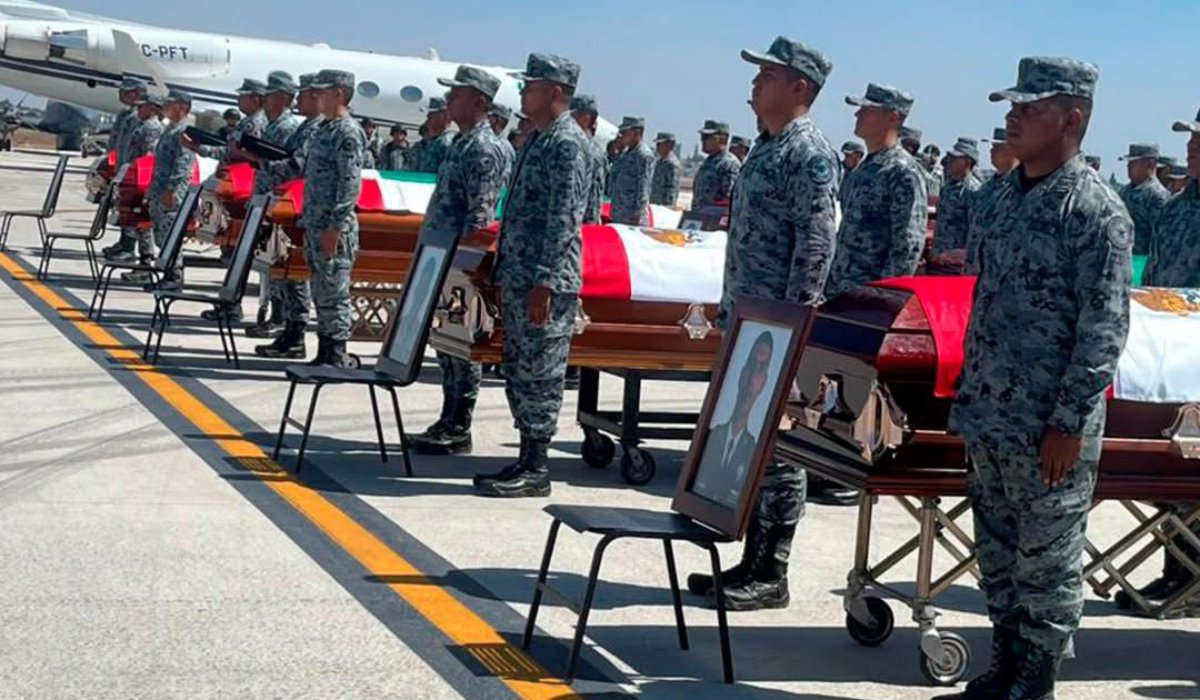 Ceremonia fúnebre para los militares fallecidos en operativo para capturar a "El Mencho"