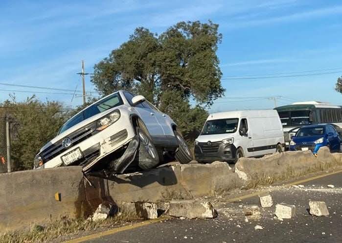 Choque múltiple en la México 15, en Mazatlán