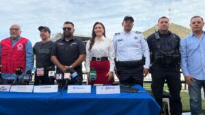 conferencia de organizadores del grupo firme en los mochis