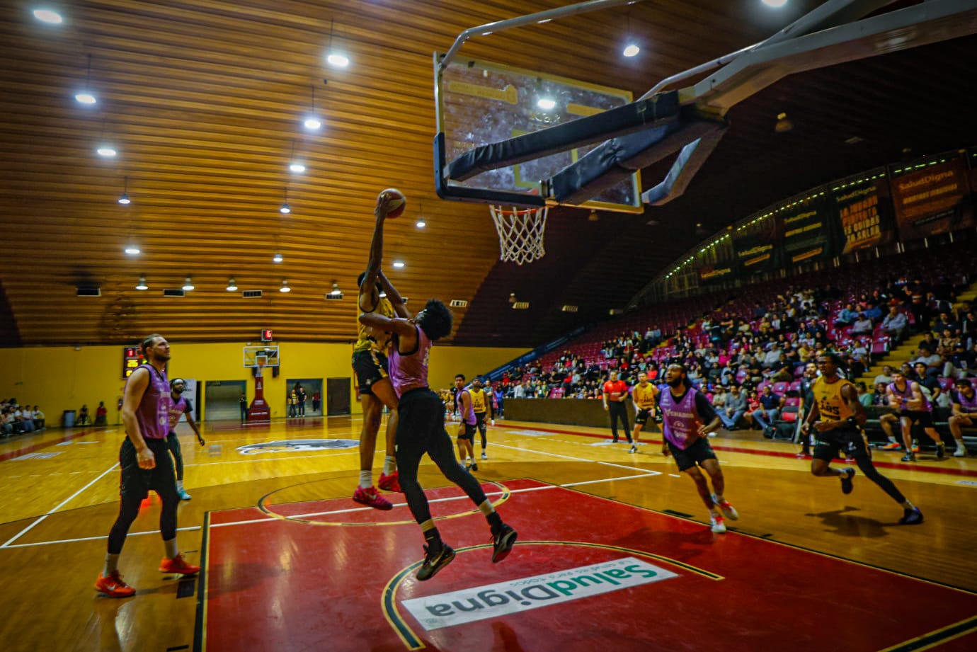 Juego con causa de la Copa de Basquetbol Cibacopa-DIF Sinaloa en Culiacán