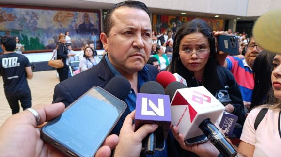 Sin denuncia Fiscalía por presunto despojo de un vehículo con un niño a bordo en colegio de Culiacán, Sinaloa