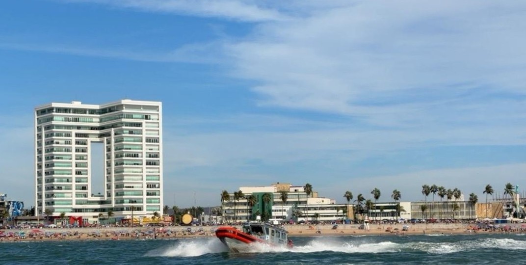 Marina realiza demostración de rescate marítimo y binomios caninos en MazatlánMarina realiza demostración de rescate marítimo y binomios caninos en Mazatlán