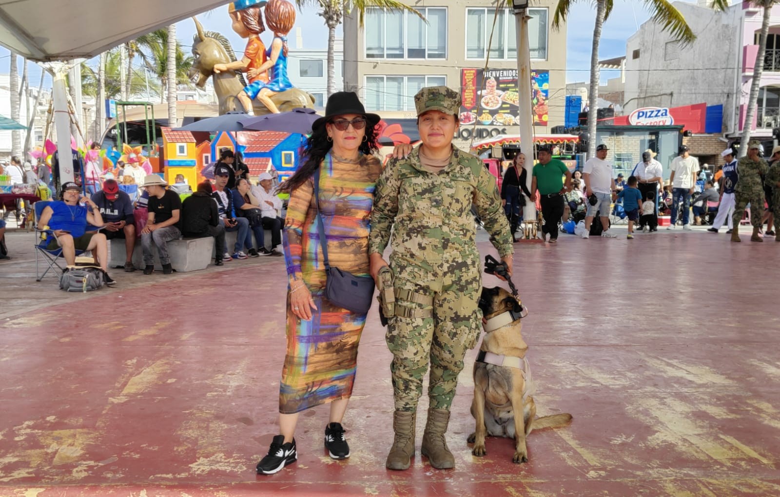 Marina realiza demostración de rescate marítimo y binomios caninos en Mazatlán
