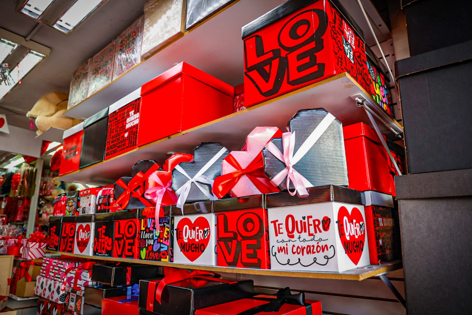 Empaques de San Valentín en el Centro de Culiacán
