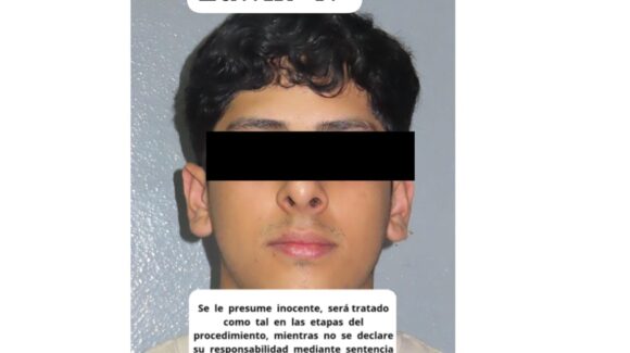 Detienen a sujeto que circulaba en motocicleta con reporte de robo en Mazatlán, Sinaloa