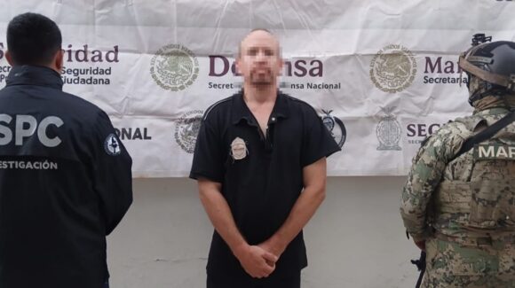 Marina detiene en Mazatlán, Sinaloa, a sujeto que contaba con orden de aprehensión en Estados Unidos