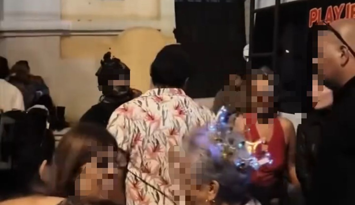 Detienen a cantante de Grupo Codificado en el Carnaval de Mazatlán