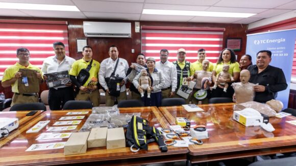 Donan equipamiento a Protección Civil de Guasave, Sinaloa para fortalecer atención de emergencias