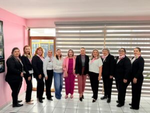 Ammje Los Mochis entrega donativo a Grupo Reto para