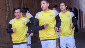 dorados enfrentan a alebrijes entrenamiento
