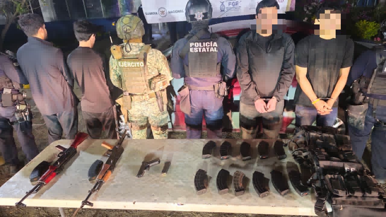 Dos detenidos por privación de la libertad de dos personas en Urbivillas del Cedro, Culiacán